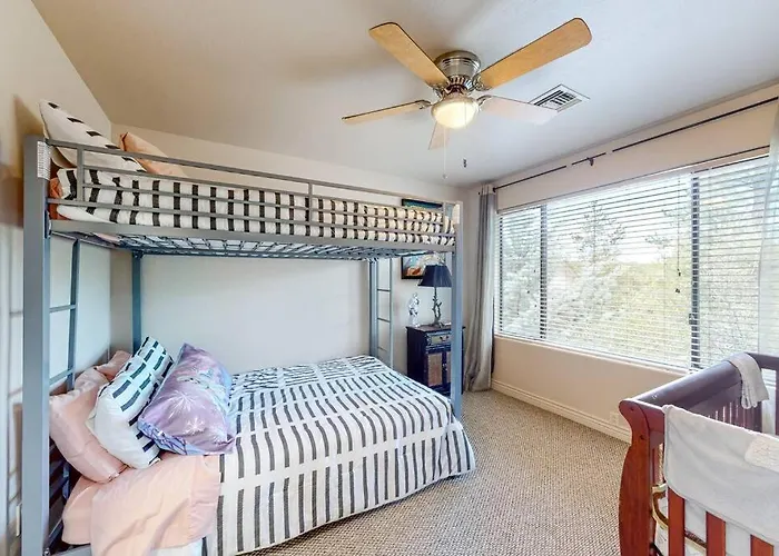 Holiday home Elegant Among The Pines-views, Near Downtown Prescott