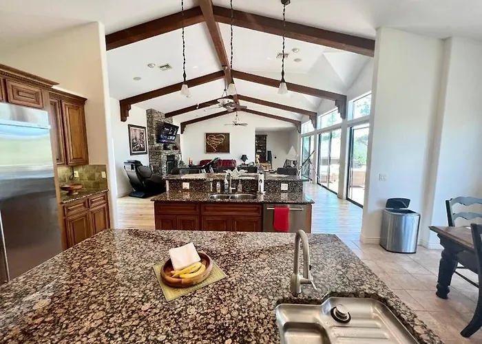 Elegant Among The Pines-views, Near Downtown Prescott
